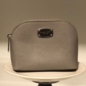 Michael Kors Make-up bag ✨